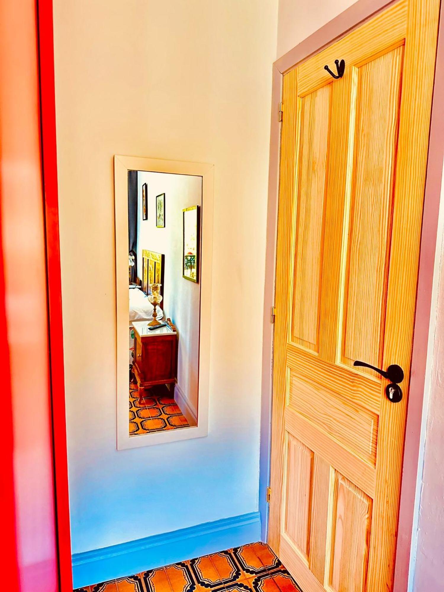 サンティアゴ・デ・コンポステーラA Casa Da Parrulaアパートメント エクステリア 写真